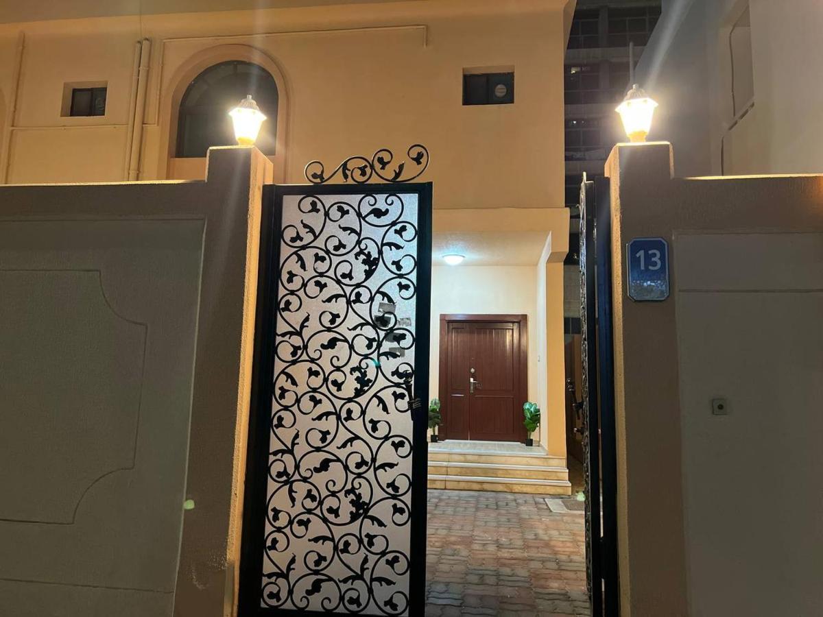 The Villa Hostel - By Lunar Abú Dhabí Exteriér fotografie