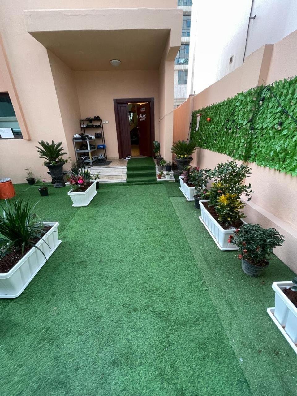 The Villa Hostel - By Lunar Abú Dhabí Exteriér fotografie