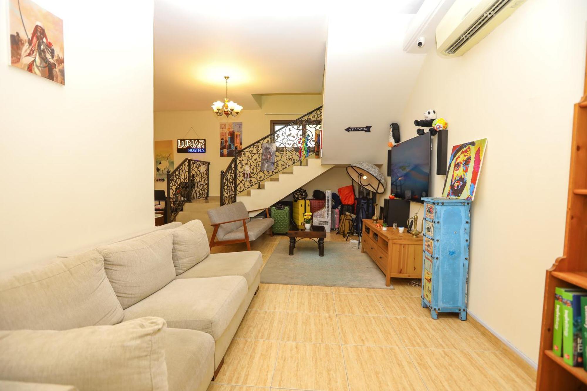 The Villa Hostel - By Lunar Abú Dhabí Exteriér fotografie